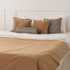 Mint-Beige Set aus dekorativen Kissen für das Schlafzimmer, Queen + Touch.